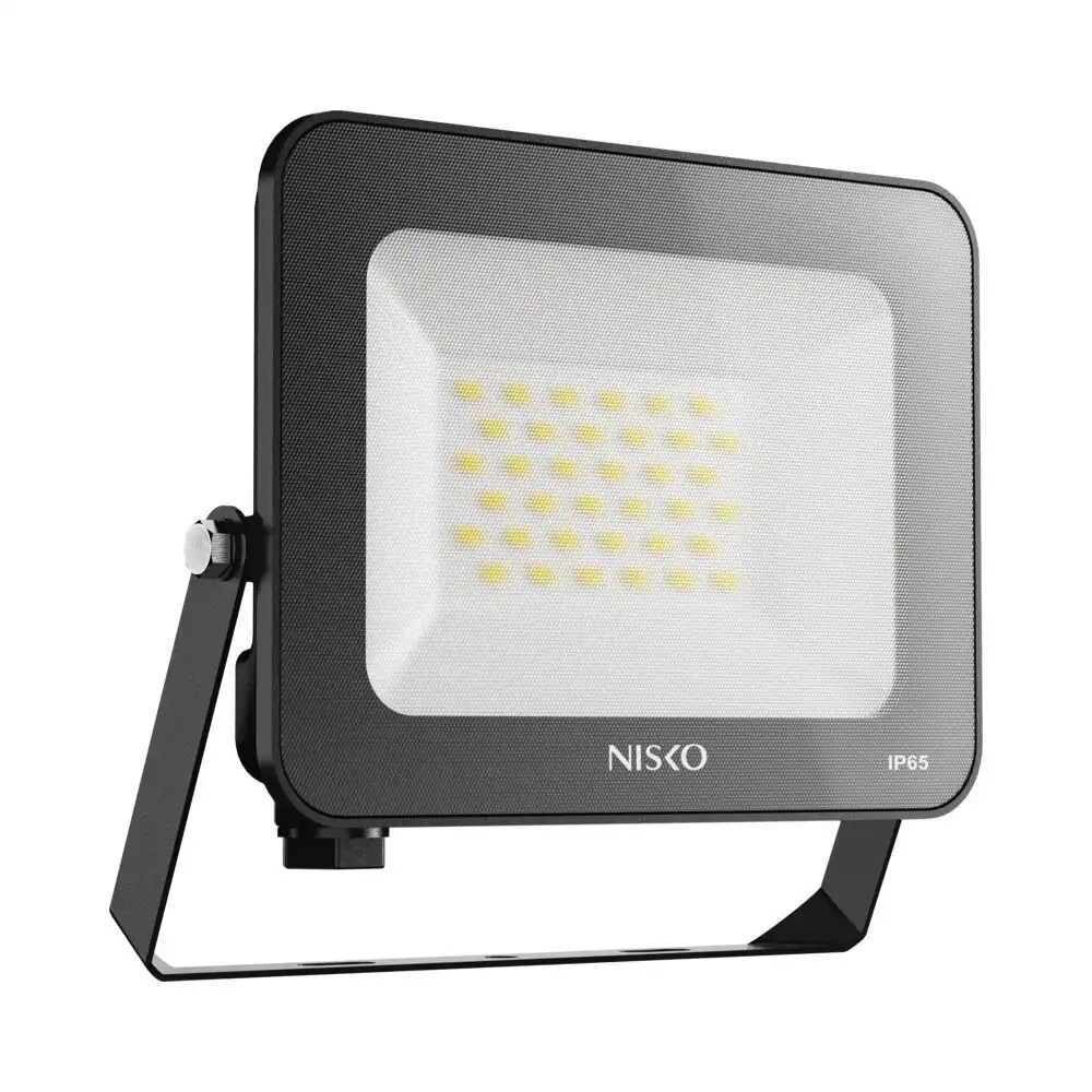 פנס הצפה שחור EAGLE 50W IP65 אור חם פנס הצפה שחור EAGLE 50W IP65 אור חם